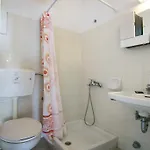 Apartman Irena & *