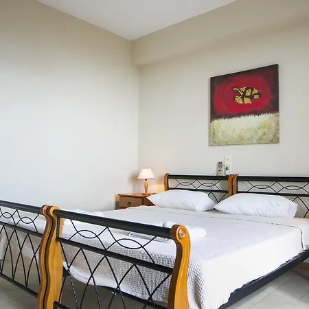 Irena & Appartement Svoronata