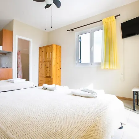 Irena & アパート スヴォロナータ