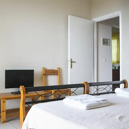 Irena & アパート *